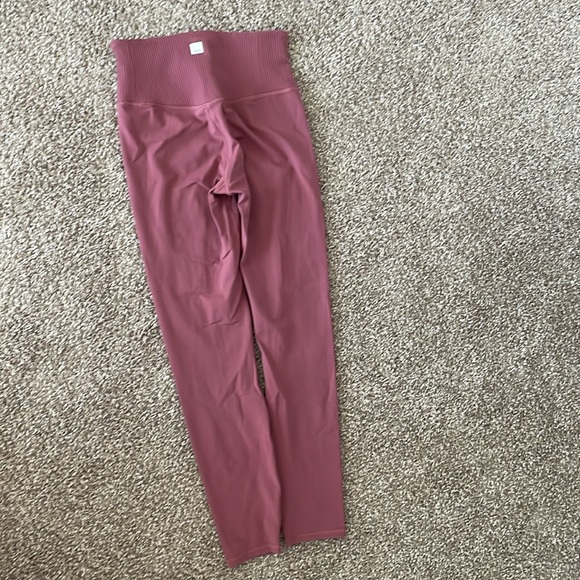 Vuori rib studio legging AND mindset bra - Picture 2 of 6